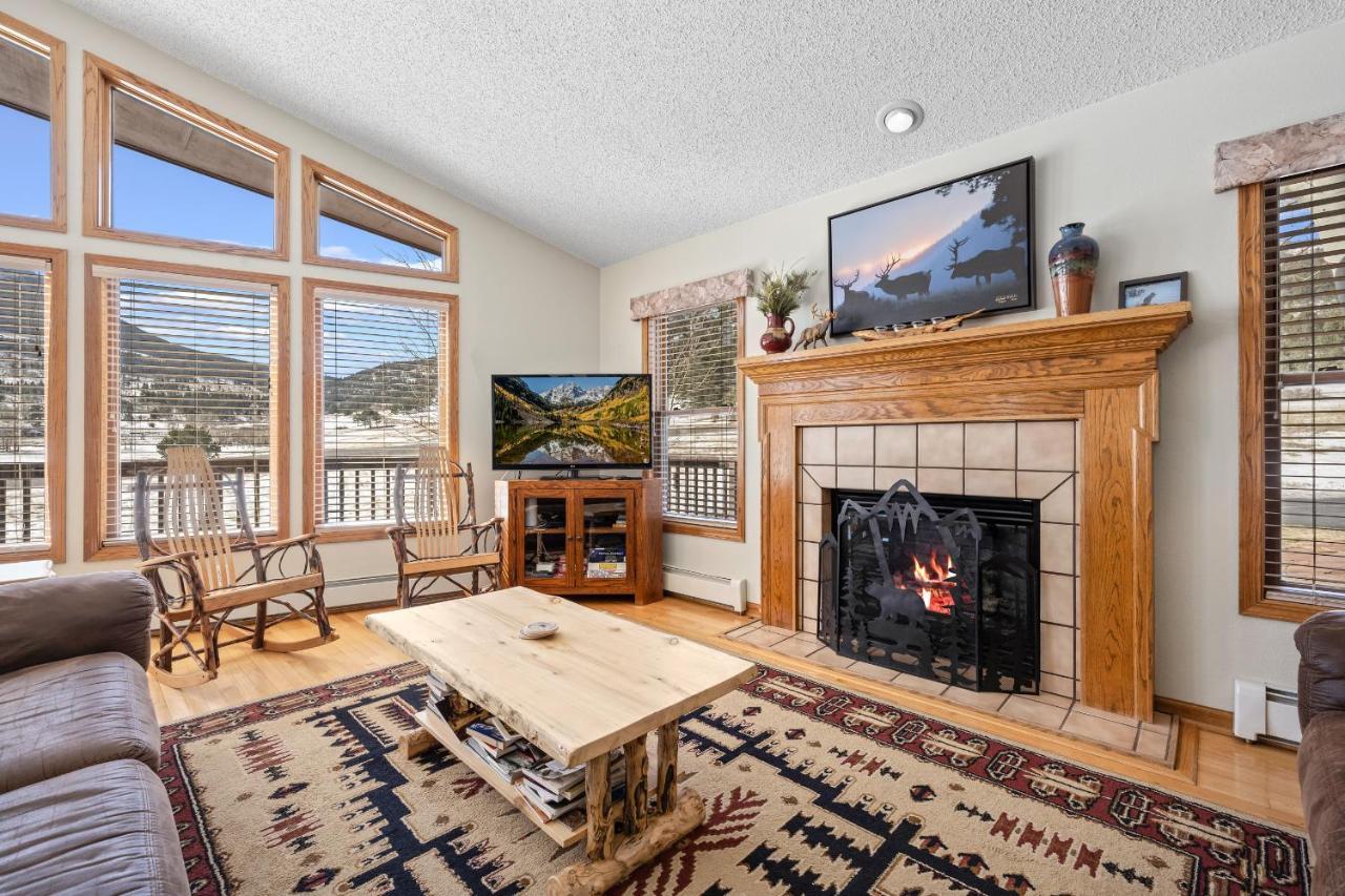 Lily Mountain Lodge - Amazing Mountains Views, Private Hot Tub, Great Location 埃斯蒂斯帕克 外观 照片